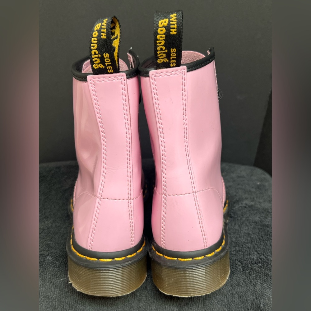 Dr. Doc Martens 1460 W Pale Pink Patent Leather Grunge Combat Boots Womens 6 NEW - Picture 4 of 8